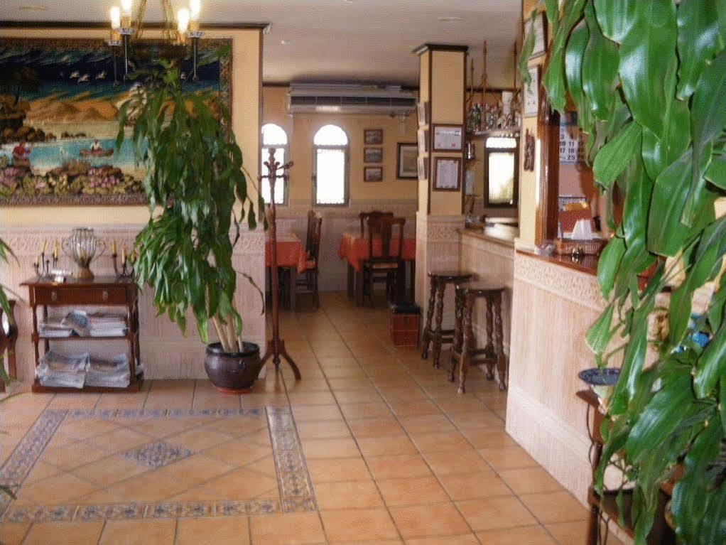 里亚维拉酒店 阿亚蒙特 外观 照片